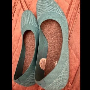 NWOT - Allbirds - Slip-On Shoes - Teal - 8.5